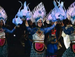 Tari blue fire