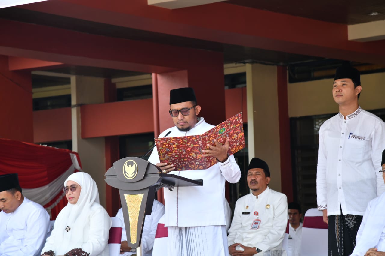 Bupati Fauzi