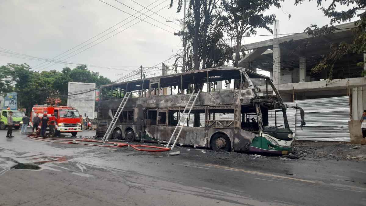 Bus Double Decker