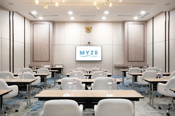 Myze hotel