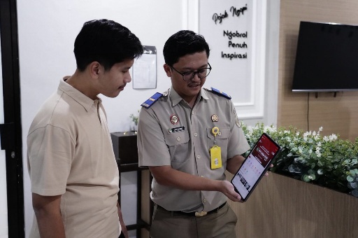 sentuh tanahku