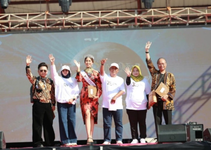 Batik festival