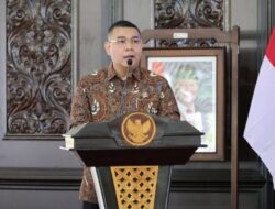 Peka Aksara - Karya Milenial Untuk Dunia 1 Wamen ossy