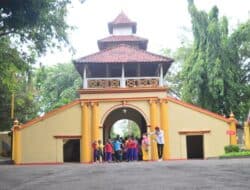 Peka Aksara - Karya Milenial Untuk Dunia 4 Keraton sumenep