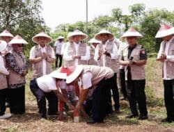 Peka Aksara - Karya Milenial Untuk Dunia 2 Bidang tanah